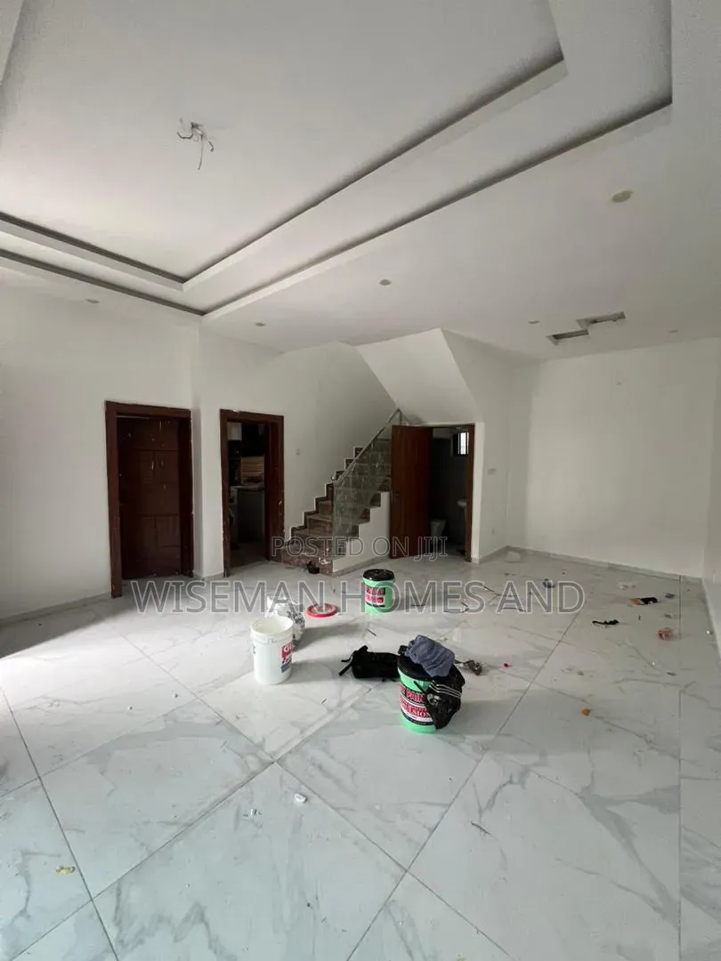 4bdrm Duplex in Chevron Lekki for rent in Chevron