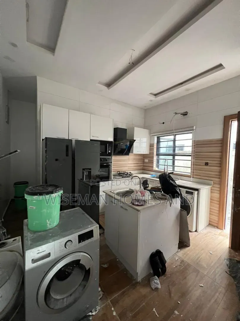 4bdrm Duplex in Chevron Lekki for rent in Chevron