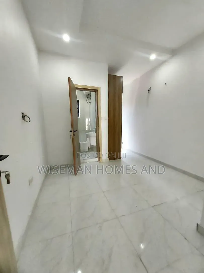 4bdrm Duplex in Ologolo Lekki for rent in Ologolo