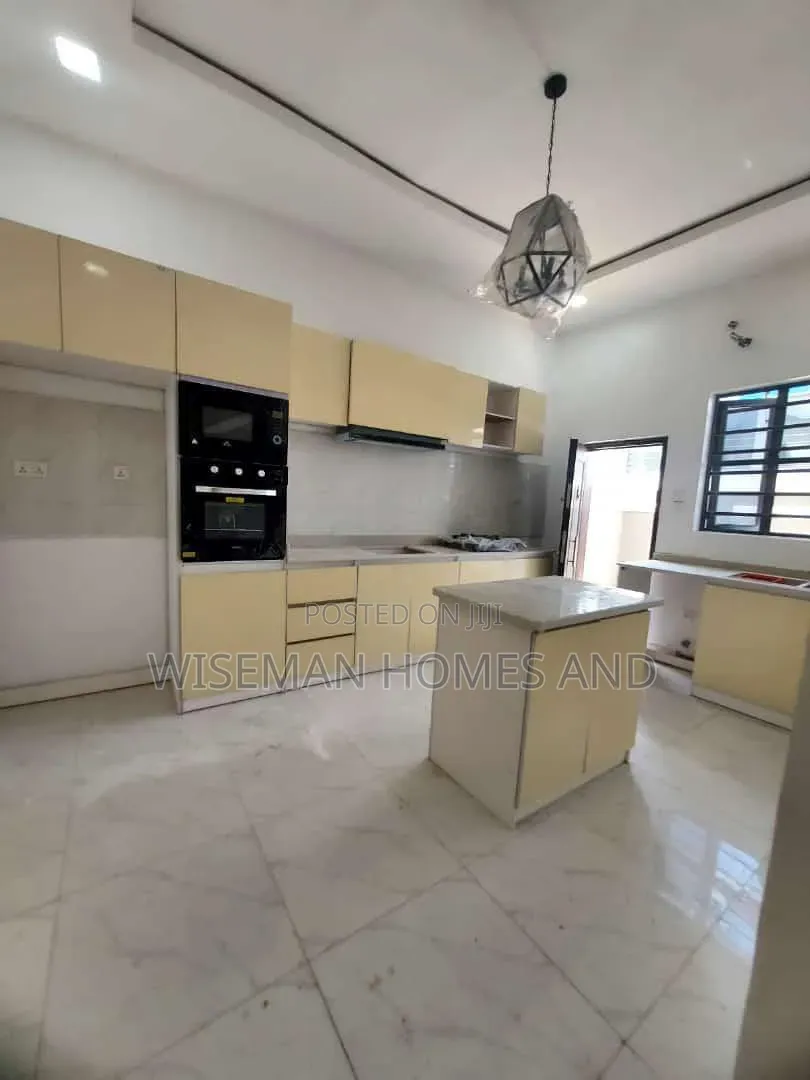 4bdrm Duplex in Ologolo Lekki for rent in Ologolo