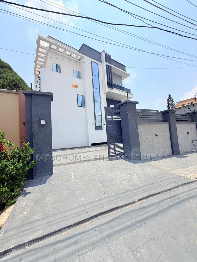 4bdrm Duplex in Magodo for sale in Magodo