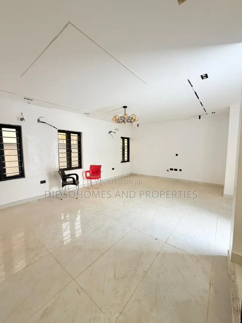 4bdrm Duplex in Magodo for sale in Magodo