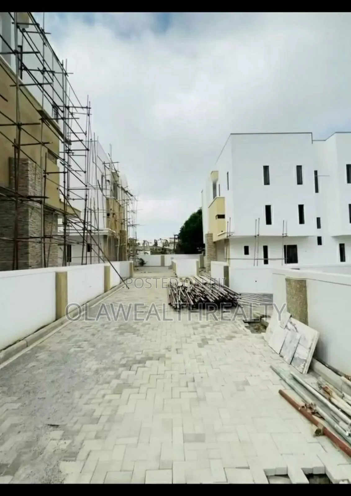 5bdrm Duplex in Asokoro for sale in Asokoro