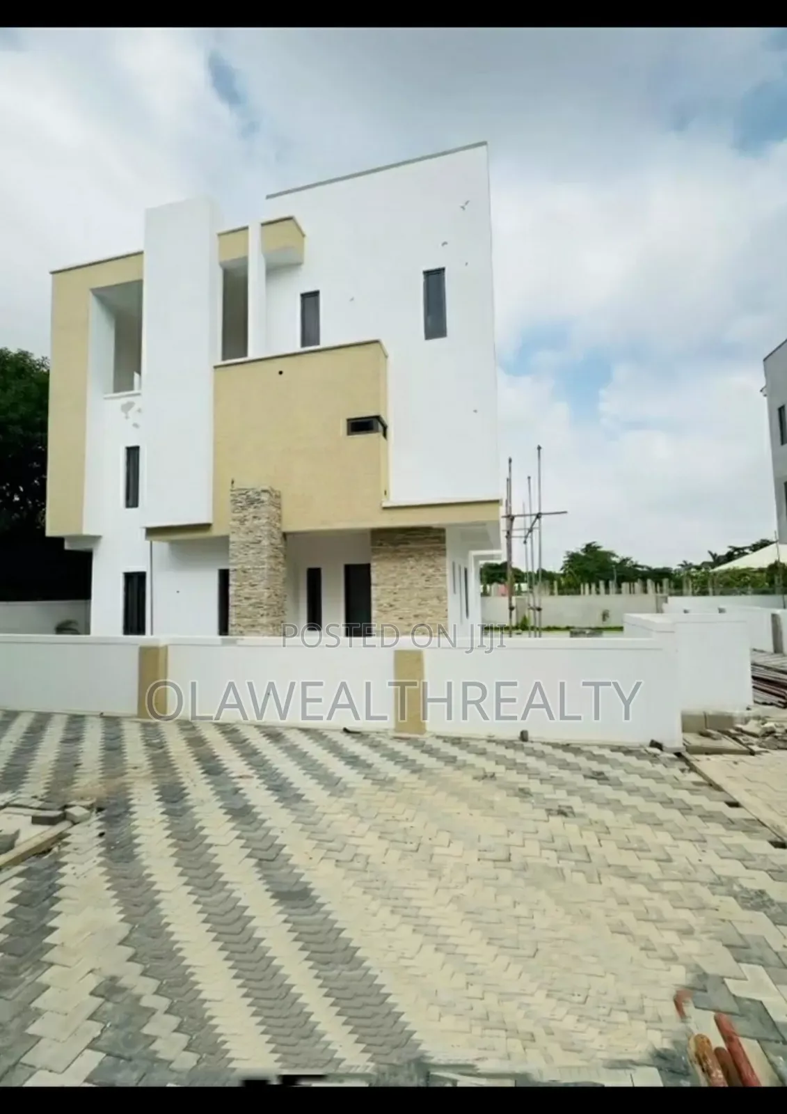 5bdrm Duplex in Asokoro for sale in Asokoro