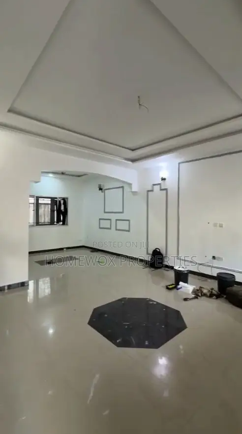 3bdrm Apartment in Eneka for rent in Eneka
