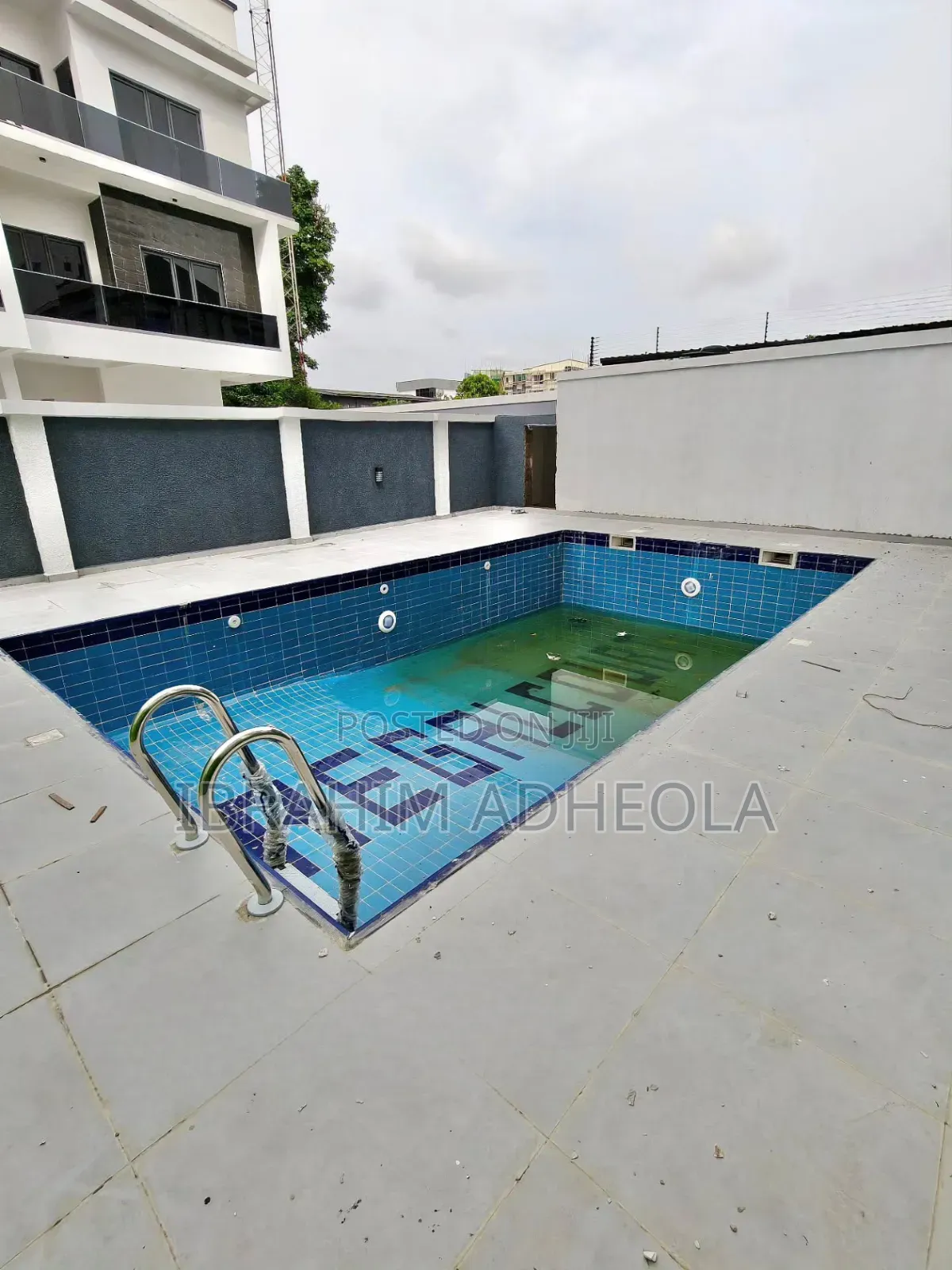 3bdrm Apartment in Ikeja Gra for sale in Ikeja GRA