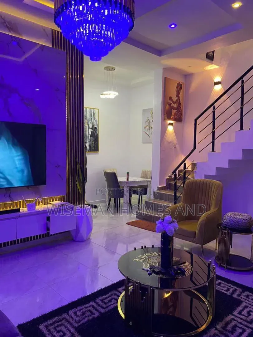 3bdrm Duplex in Monastery Road for rent in Sangotedo