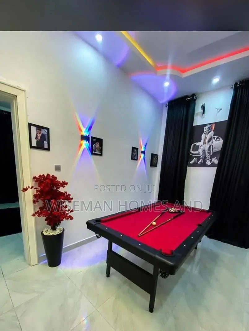 3bdrm Duplex in Monastery Road for rent in Sangotedo