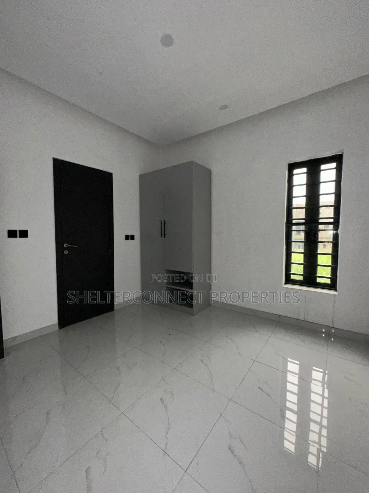 5bdrm Duplex in Lekki Expressway for sale in Lekki Expressway