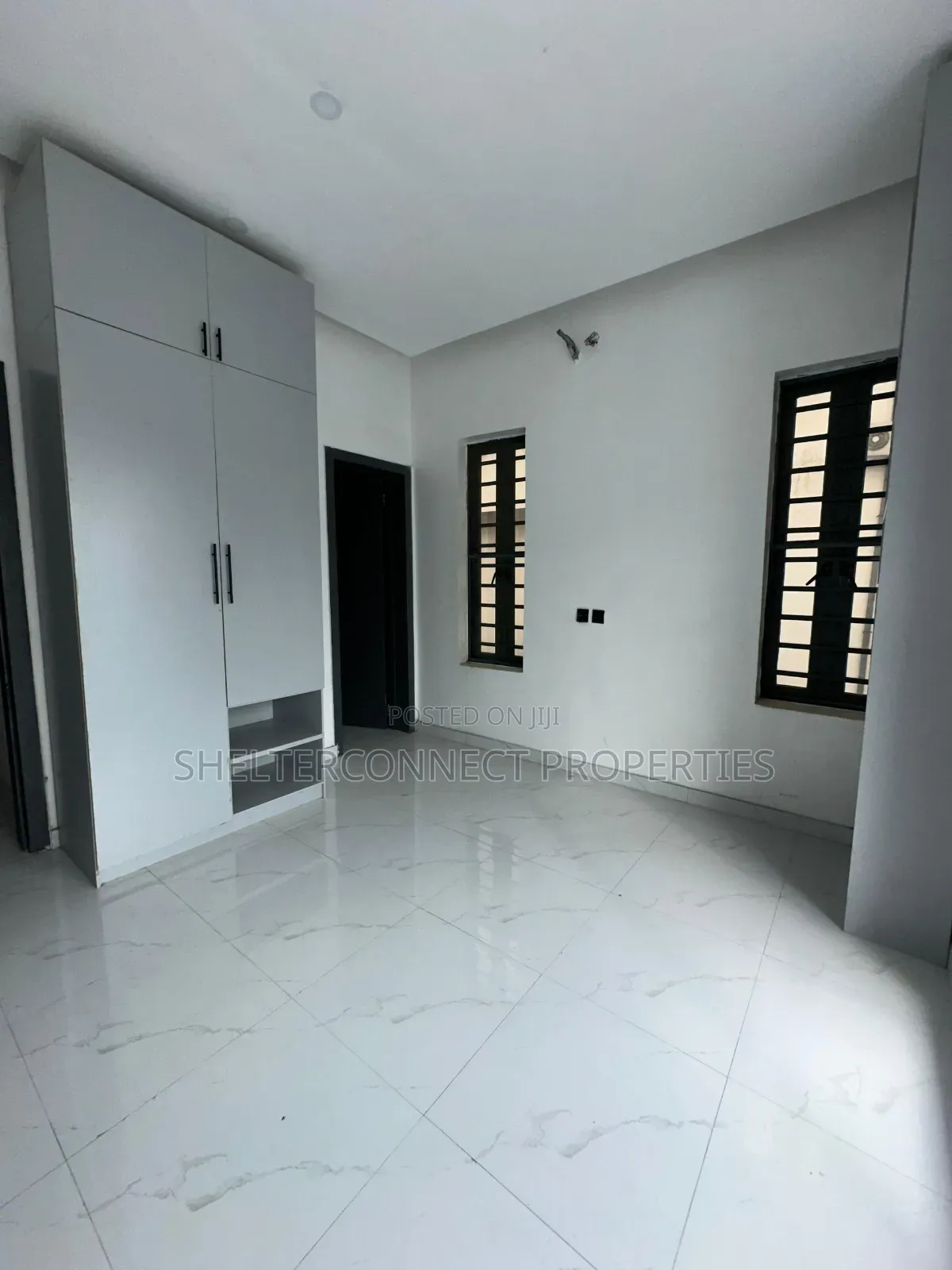 5bdrm Duplex in Lekki Expressway for sale in Lekki Expressway