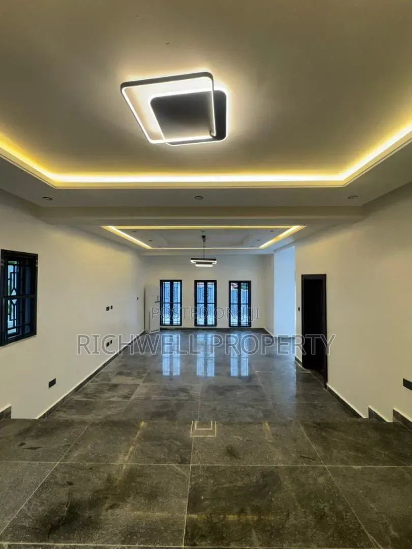 4bdrm Block of Flats in Agodi for rent in Agodi