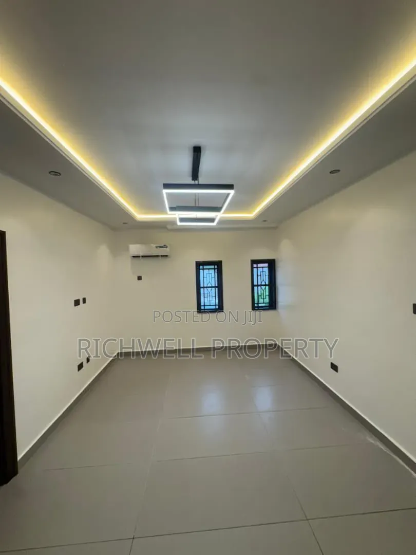 4bdrm Block of Flats in Agodi for rent in Agodi