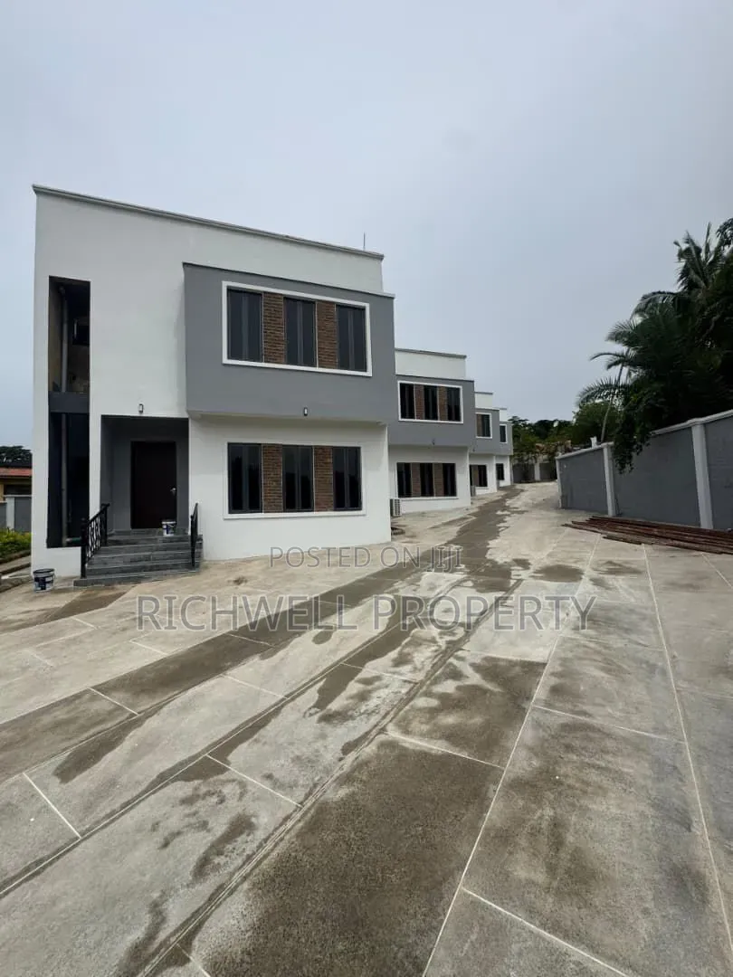 4bdrm Block of Flats in Agodi for rent in Agodi