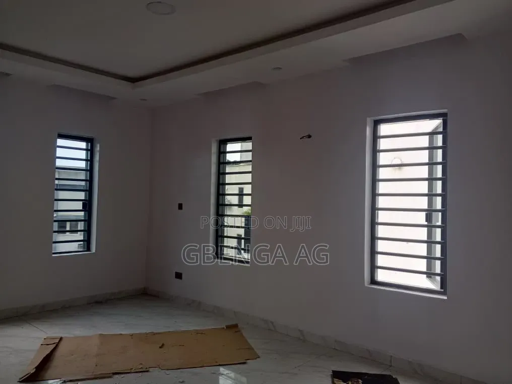 4bdrm Duplex in Bluestone Estate, Obafemi-Owode for sale in Obafemi-Owode