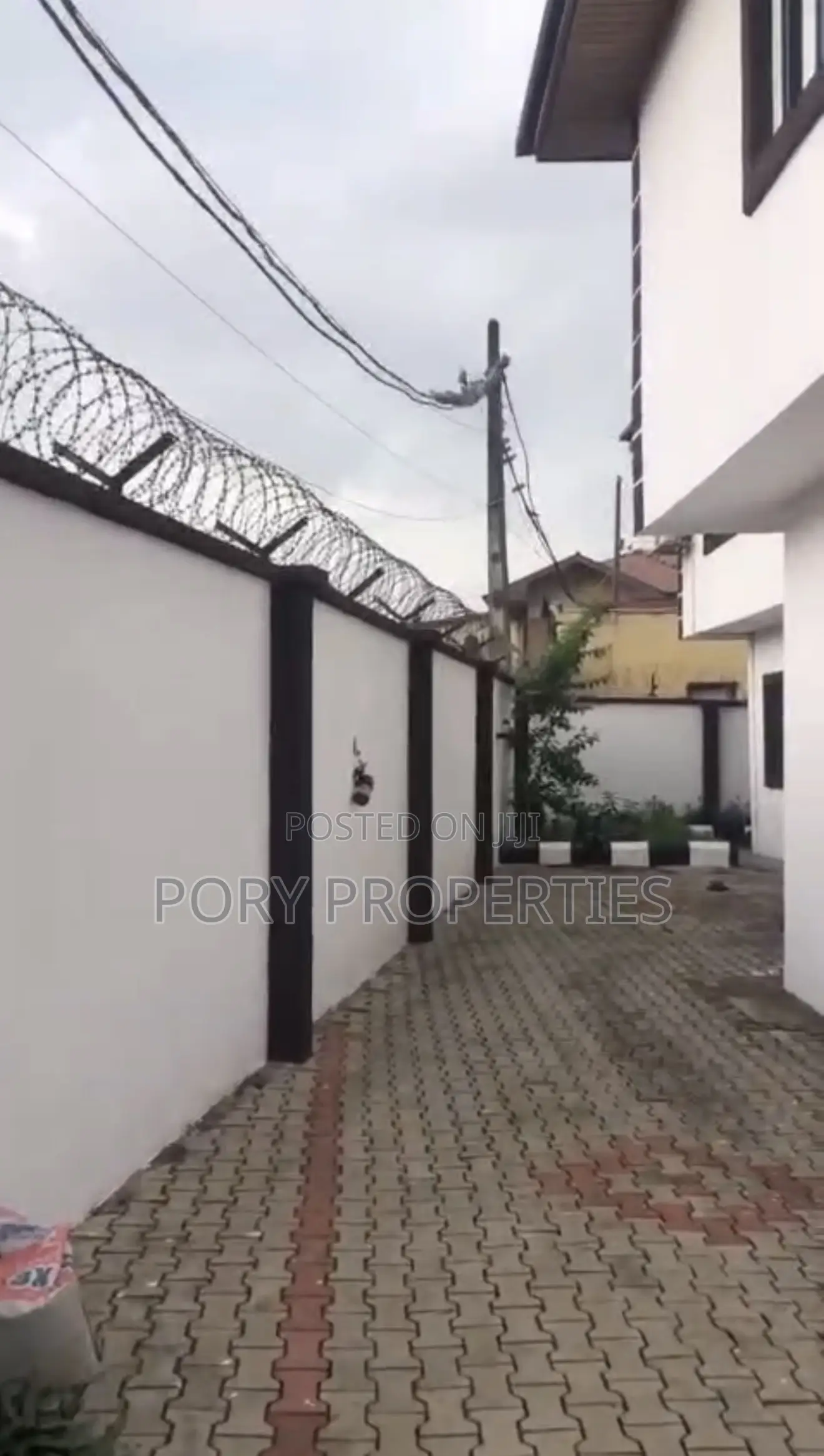Furnished 5bdrm Duplex in Omole for sale in Omole Phase 1