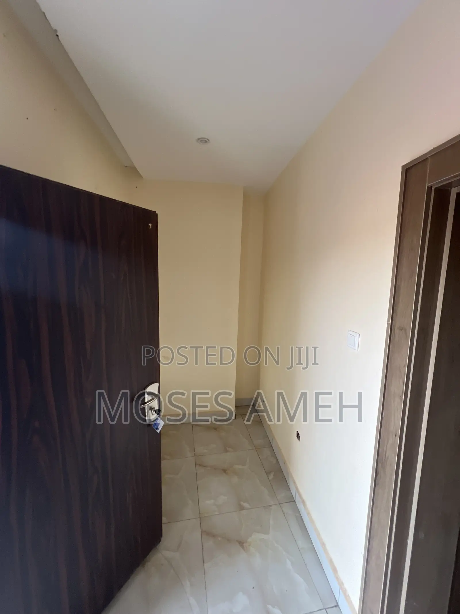 5bdrm Duplex in Karsana for sale in Karsana