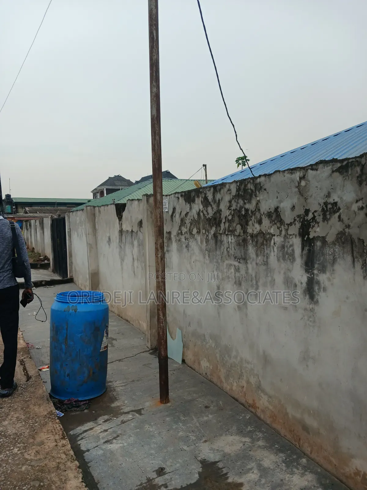 Demolishable Structures on 2plots Facing Tarred Road. N250m in New Oko Oba