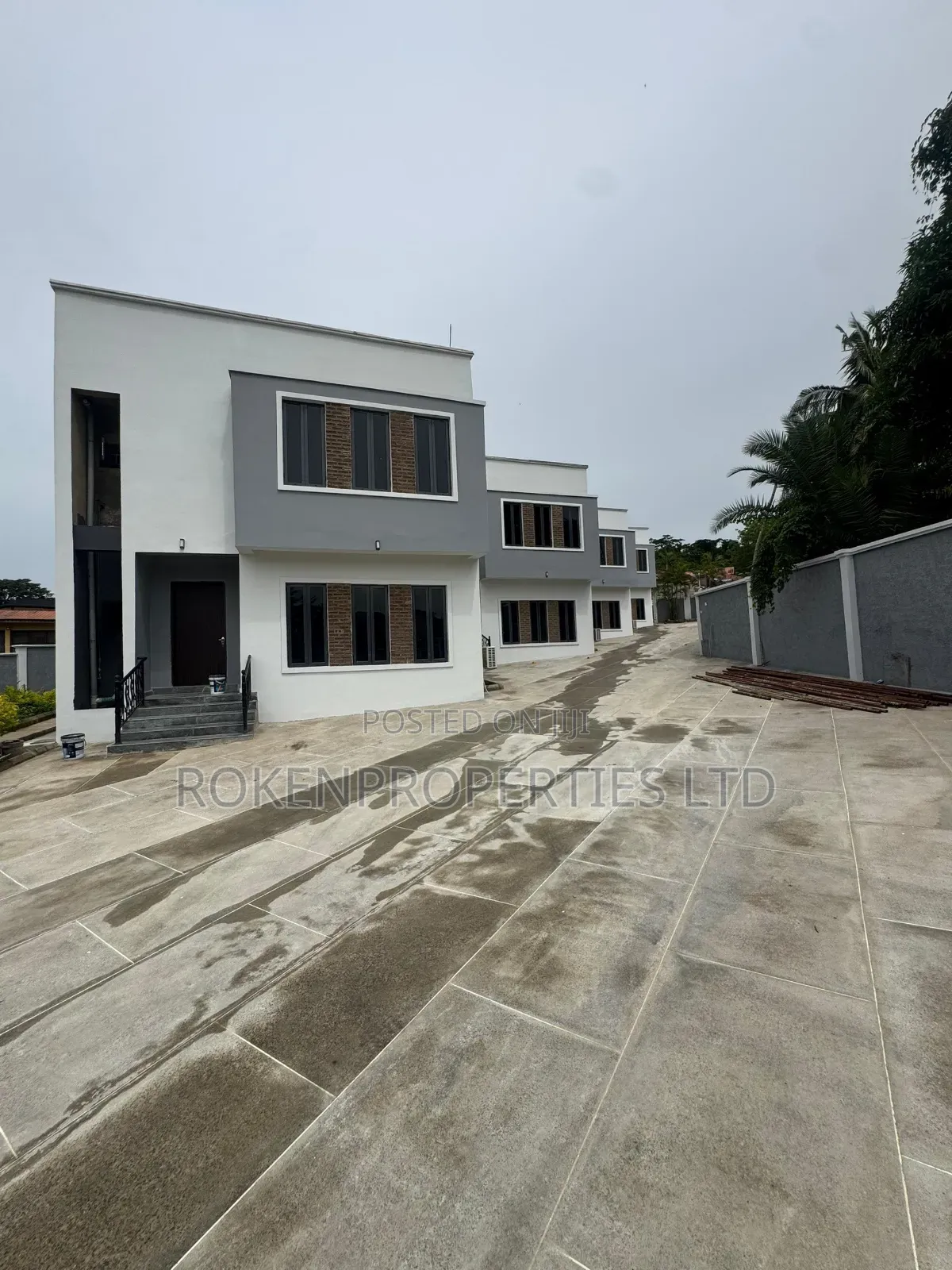 4bdrm Duplex in Onikoko Close Estate, Agodi for rent in Agodi