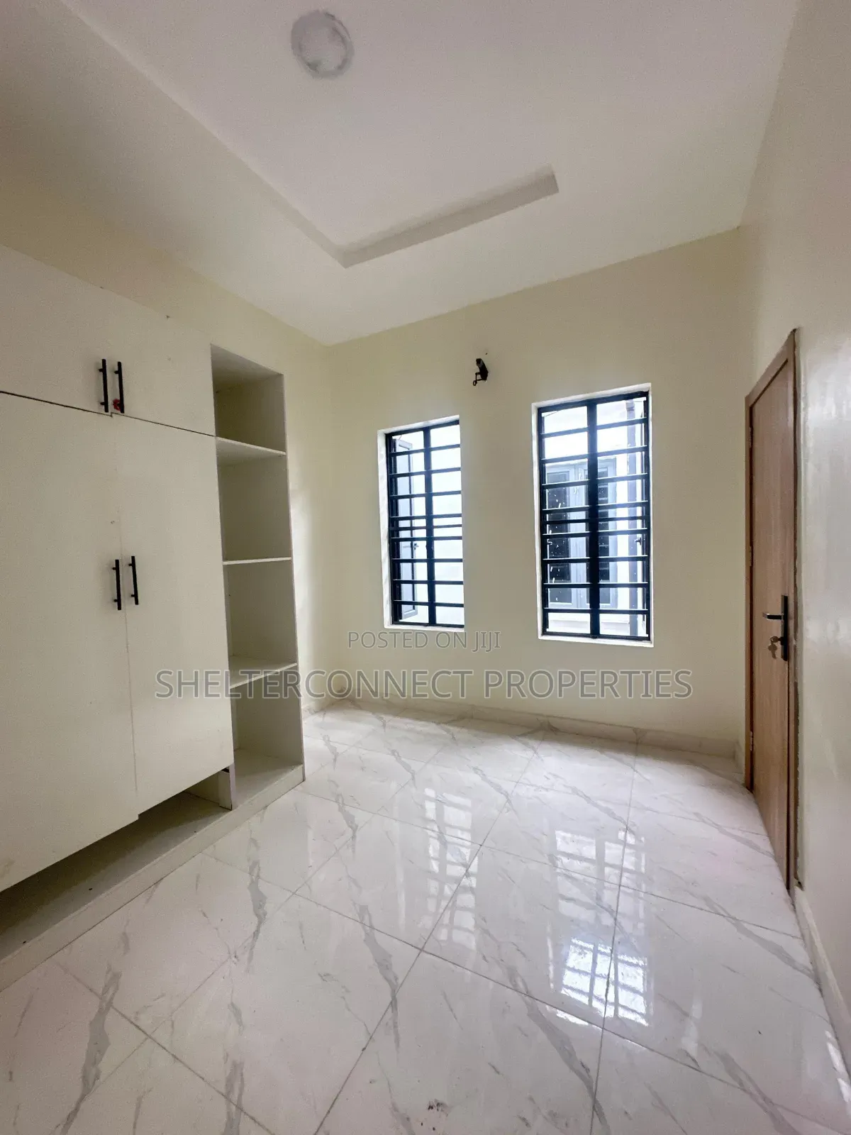 4bdrm Duplex in Lekki Expressway for sale in Lekki Expressway