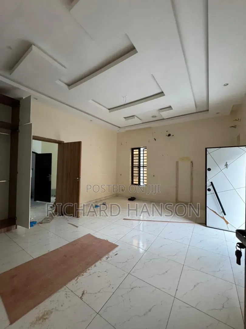 1bdrm Apartment in Villa (Not, Ikota for rent in Ikota