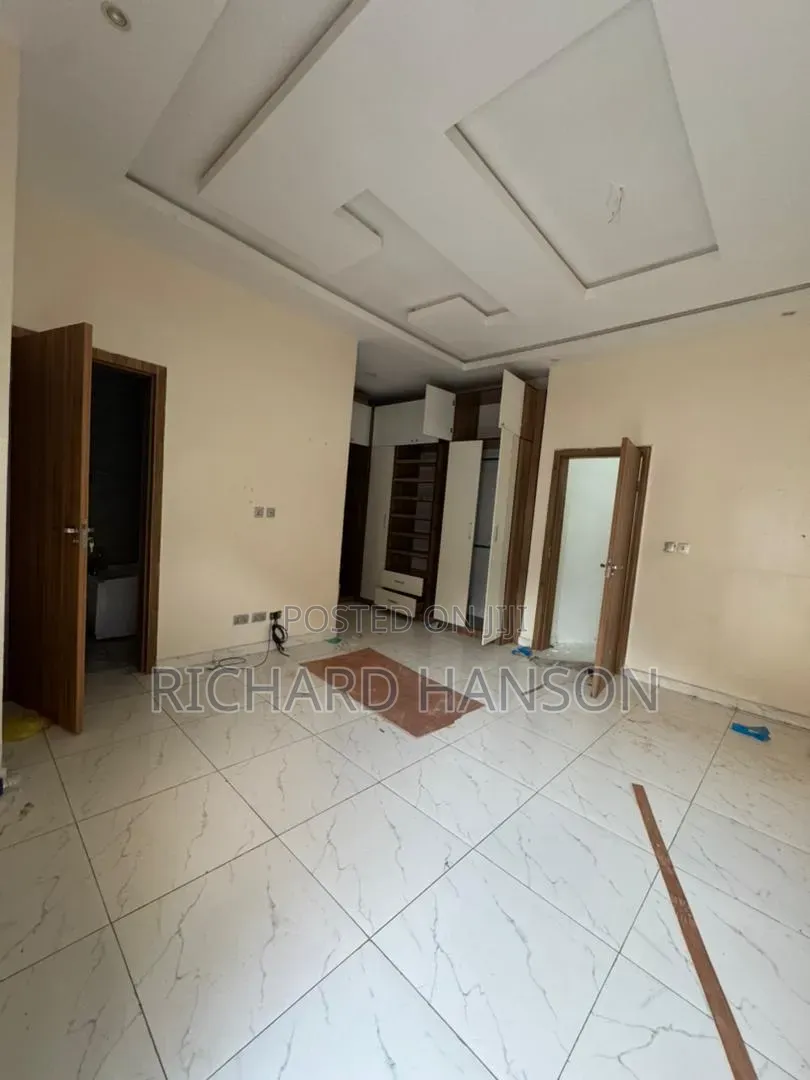 1bdrm Apartment in Villa (Not, Ikota for rent in Ikota