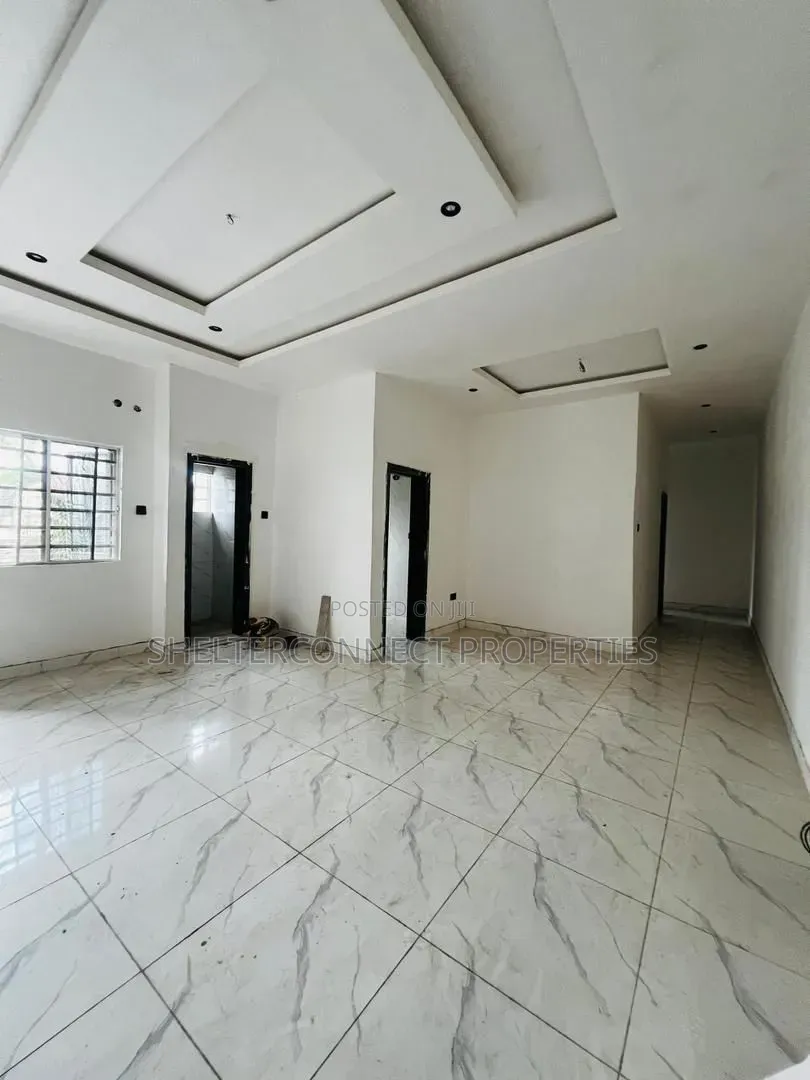 3bdrm Apartment in Oregun for sale in Oregun