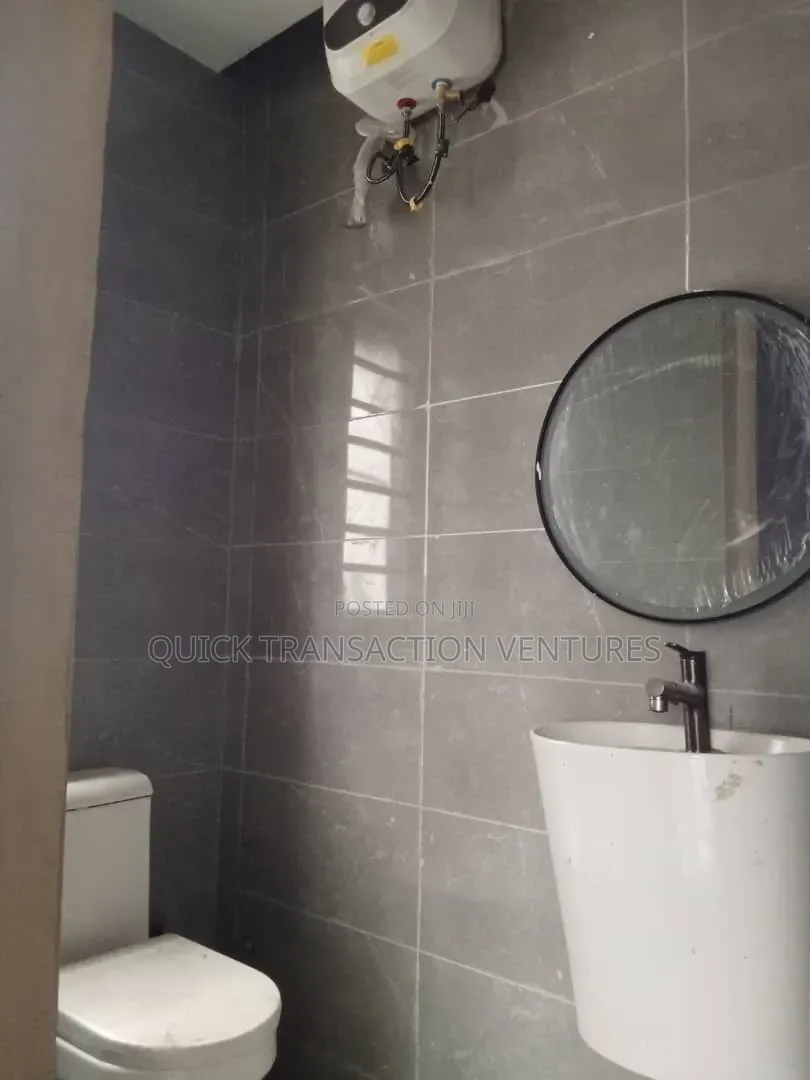 4bdrm Duplex in Onike for sale in Onike