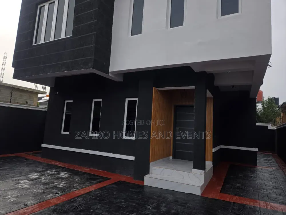 4bdrm Duplex in Gowon Estate, Egbeda for sale in Egbeda