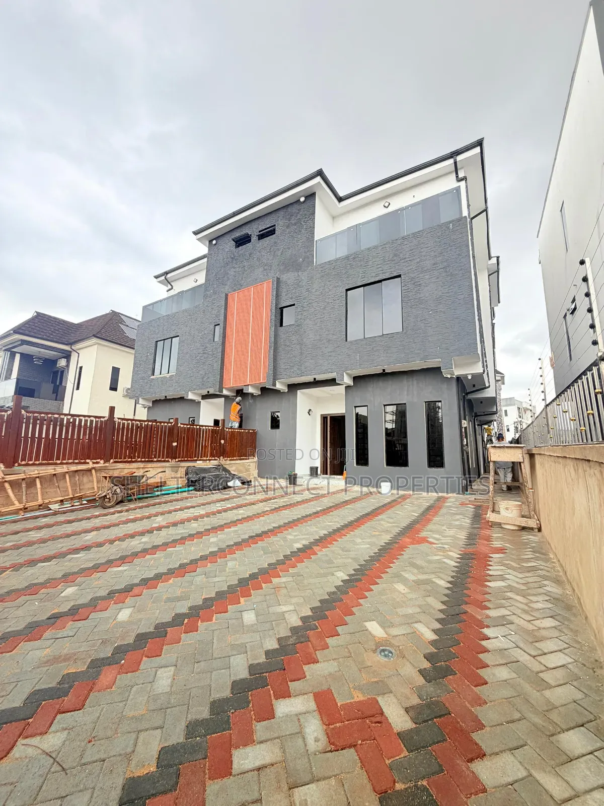 4bdrm Duplex in New Garage / Gbagada for sale in New Garage / Gbagada