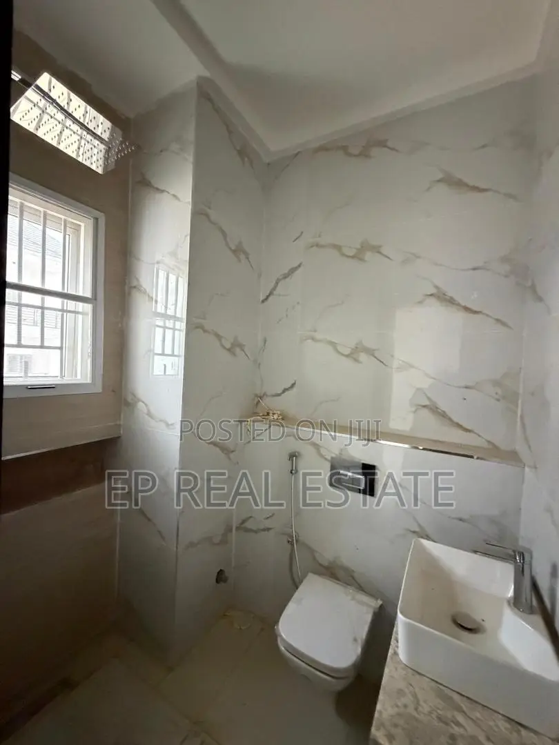 4bdrm Duplex in Jahi for sale in Jahi