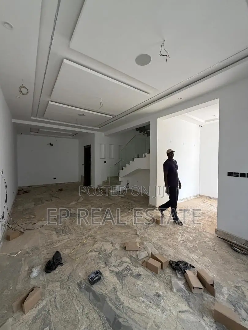 4bdrm Duplex in Jahi for sale in Jahi