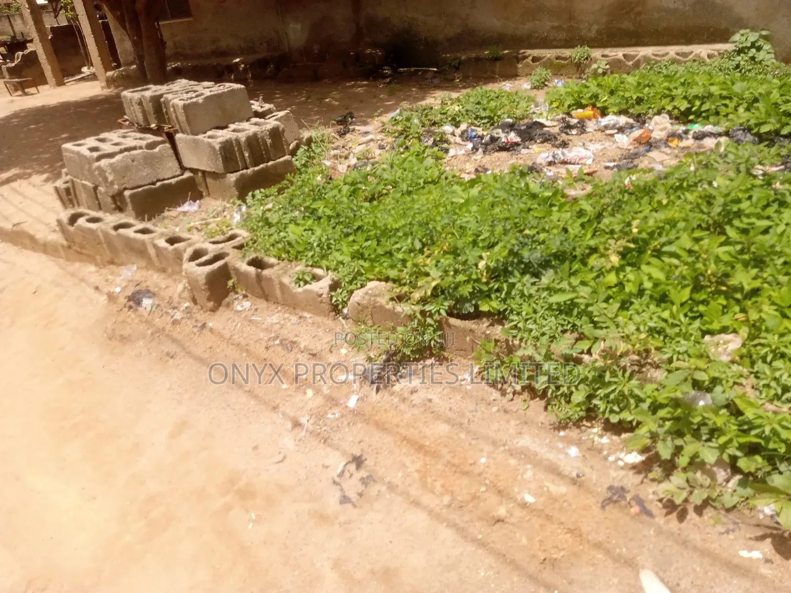 3bdrm Bungalow in Onyx Properties, Karu-Nasarawa for sale in Karu-Nasarawa