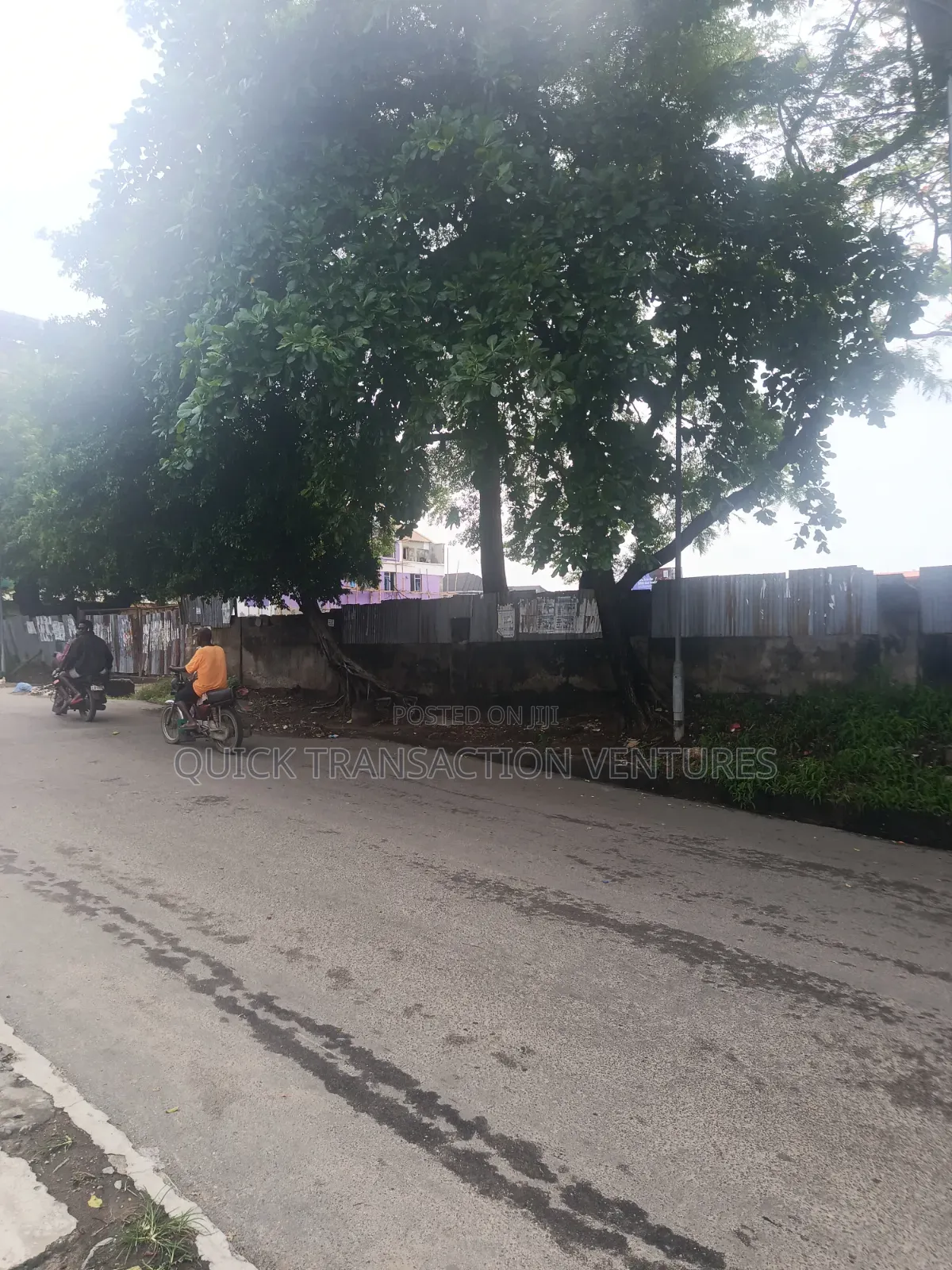 One Hectare of Land Fenced Round With Gate in Adekunle