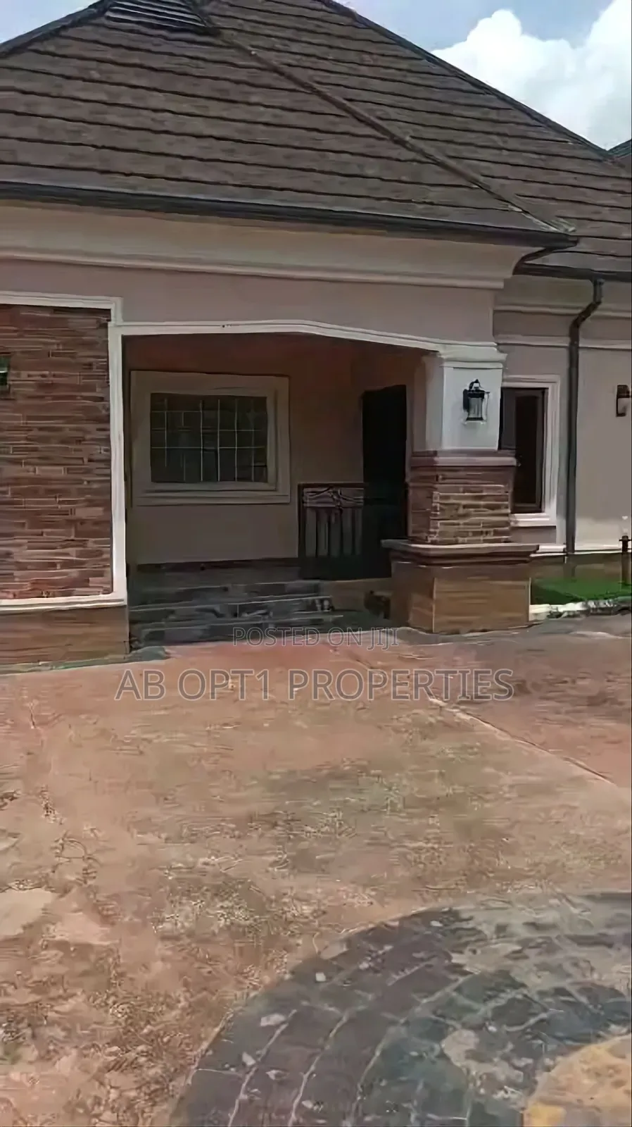 1bdrm Room & Parlour in Okhuoromi, Airport, Benin City for rent in Benin City