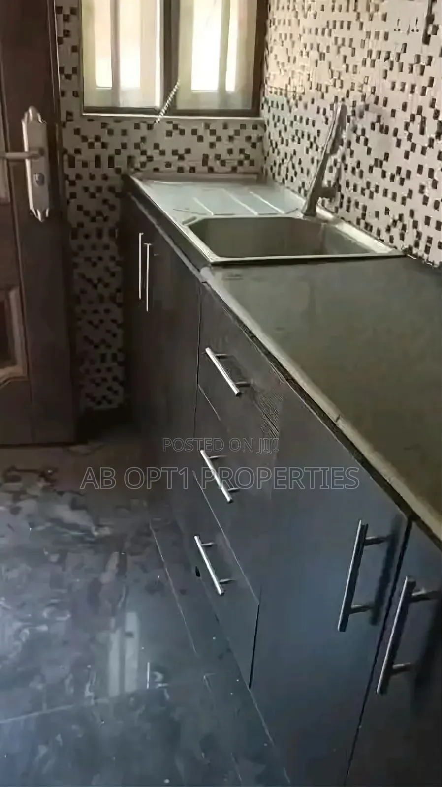 1bdrm Room & Parlour in Okhuoromi, Airport, Benin City for rent in Benin City
