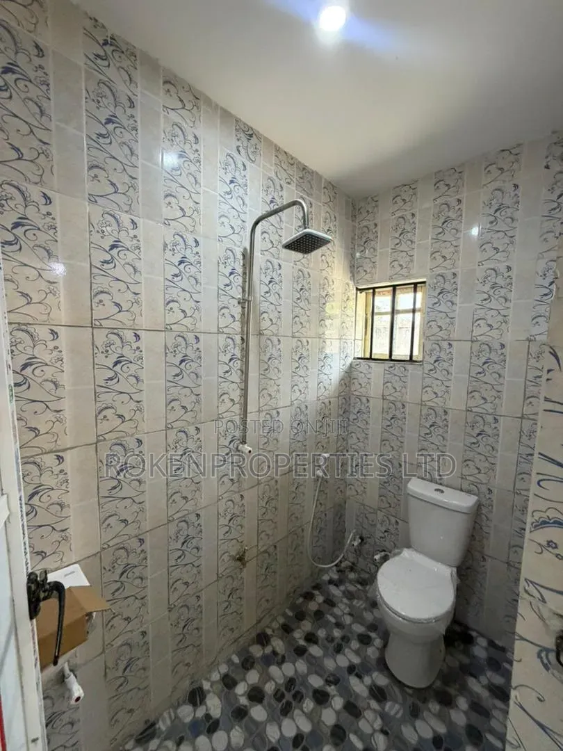 2bdrm Apartment in Adekunle Adebayo for rent in Akobo