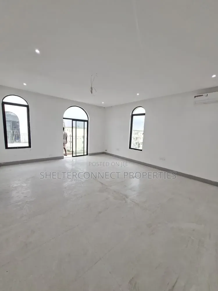 4bdrm Duplex in Ikoyi S.W for sale in Ikoyi S.W