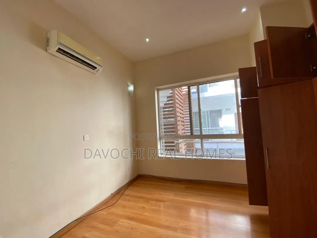 3bdrm Apartment in Banana Island for sale in Banana Island