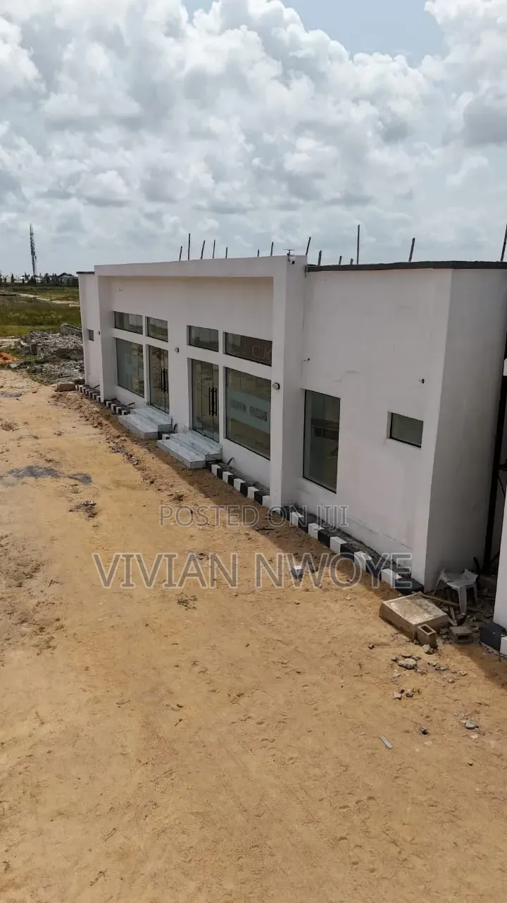 Buy and Build Land With Instant a at Chevron Lekki With Governor’S C in Chevron