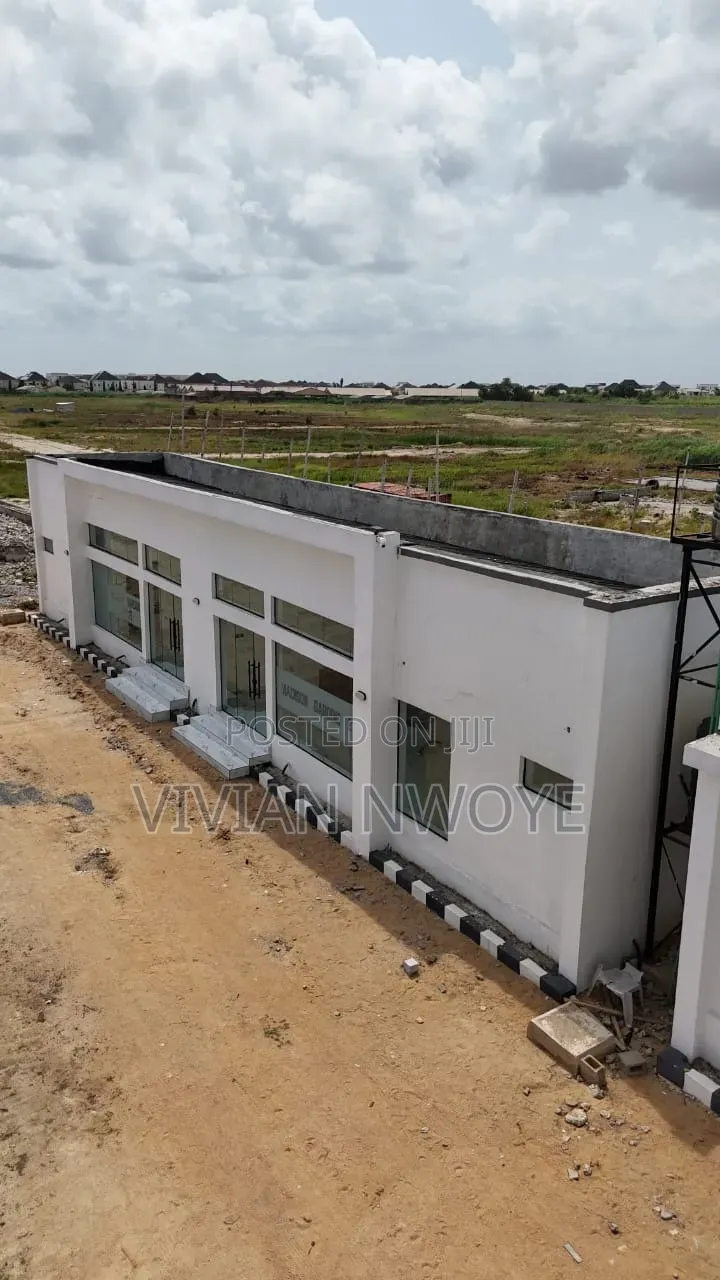 Buy and Build Land With Instant a at Chevron Lekki With Governor’S C in Chevron
