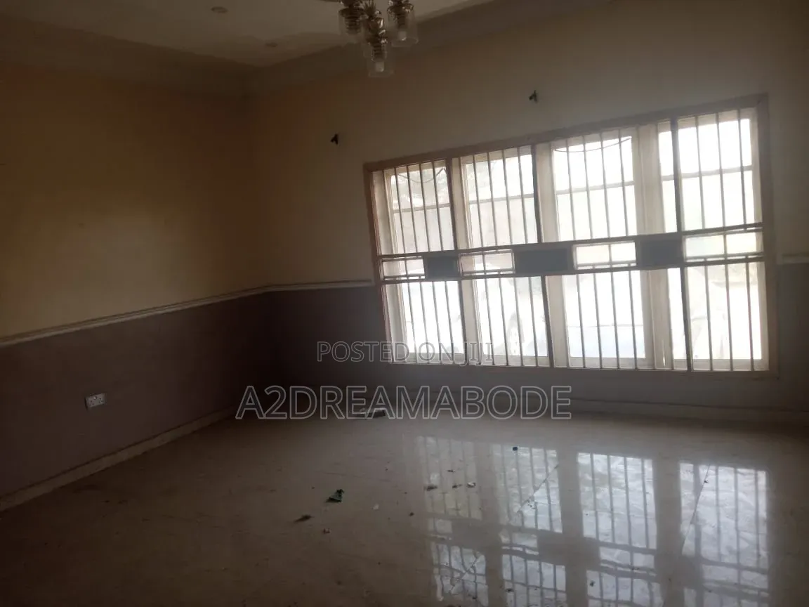 3bdrm Duplex in Opic, Isheri North for sale in Isheri North