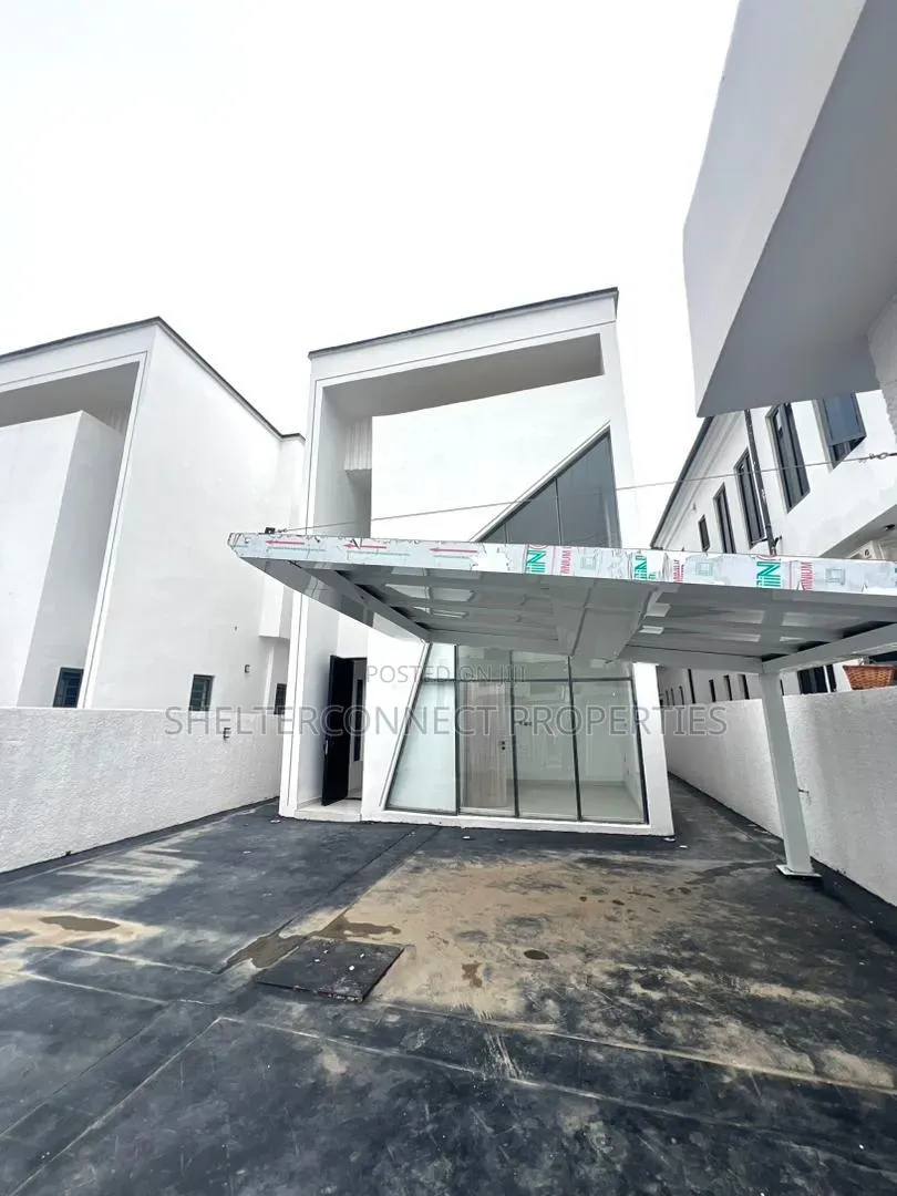5bdrm Duplex in Lekki Expressway for sale in Lekki Expressway