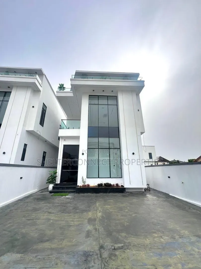 5bdrm Duplex in Lekki Expressway for sale in Lekki Expressway