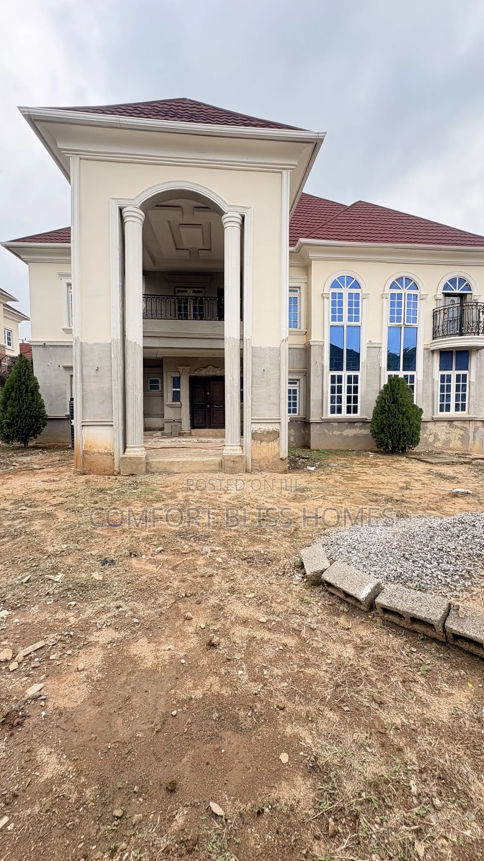 7bdrm Duplex in Katampe (Main) for sale in Katampe (Main)