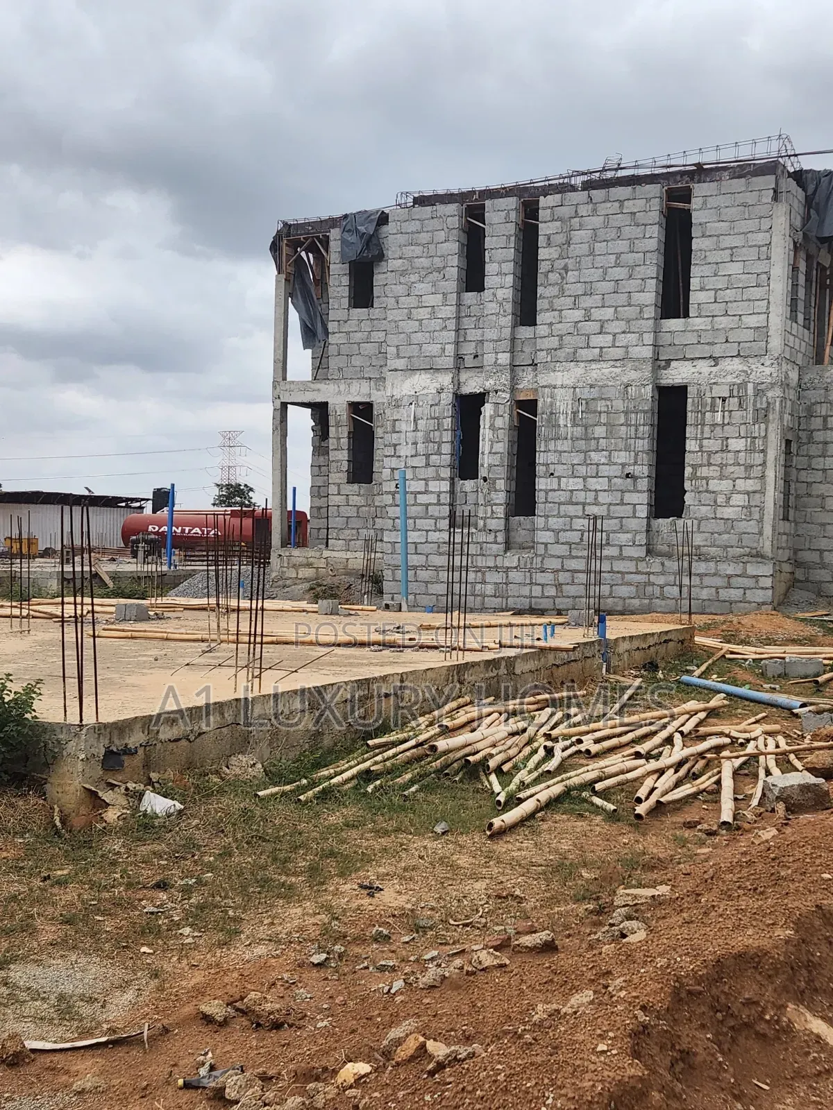 770m2 Plot in a Strategic Environment Already on TDP Level,Tarred Road in Kubwa