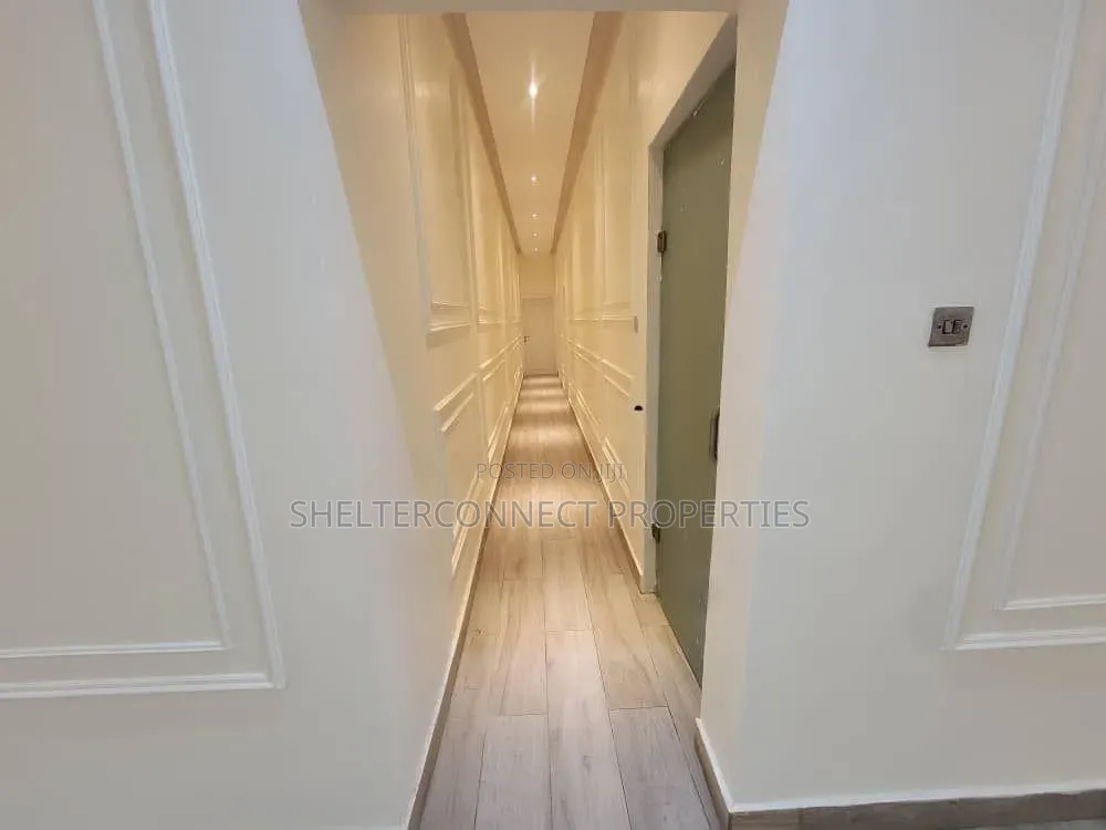 3bdrm Apartment in Ikoyi S.W for sale in Ikoyi S.W