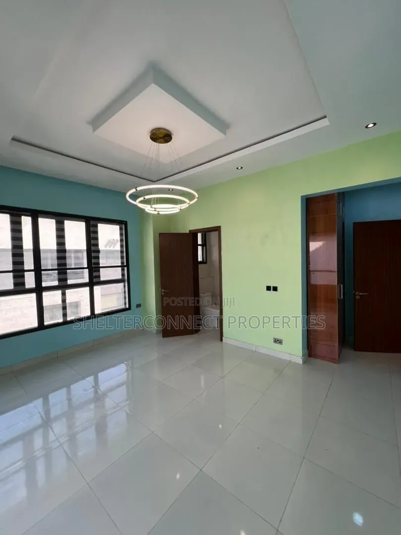 3bdrm Penthouse in Lekki Phase 1 for sale in Lekki Phase 1
