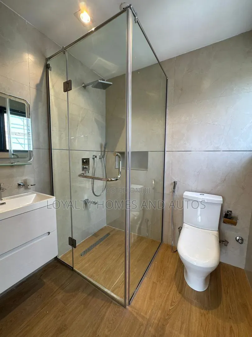 6bdrm Duplex in Banana Island for sale in Banana Island