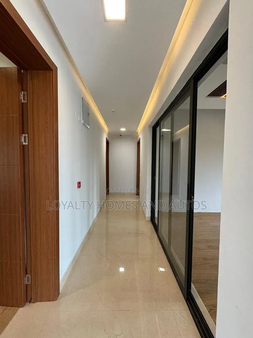 6bdrm Duplex in Banana Island for sale in Banana Island