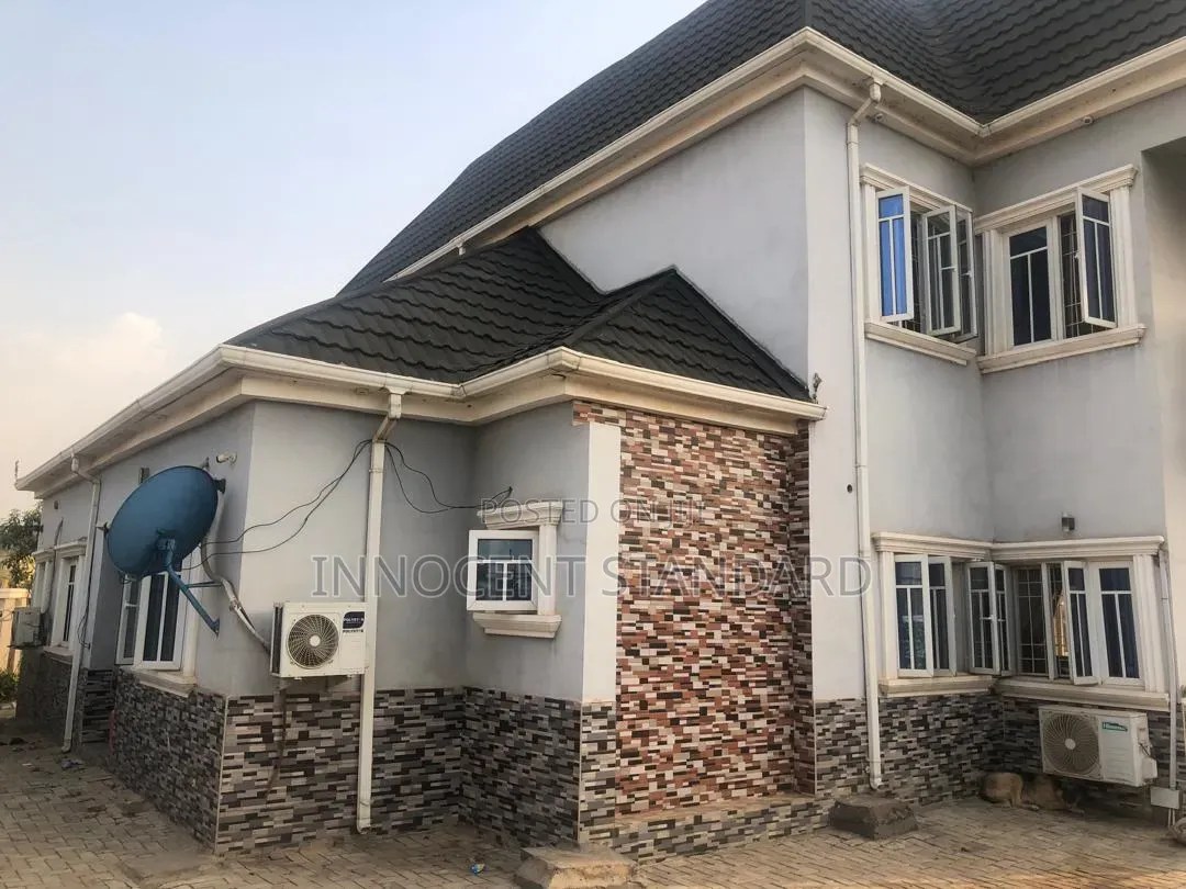 4bdrm Duplex in Government Layout, Kubwa for sale in Kubwa